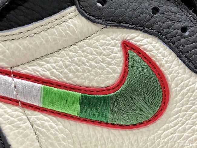 HYPE - High Air OG 1 'A Jordan Born' Retro 555088 Is 015 Star 0715